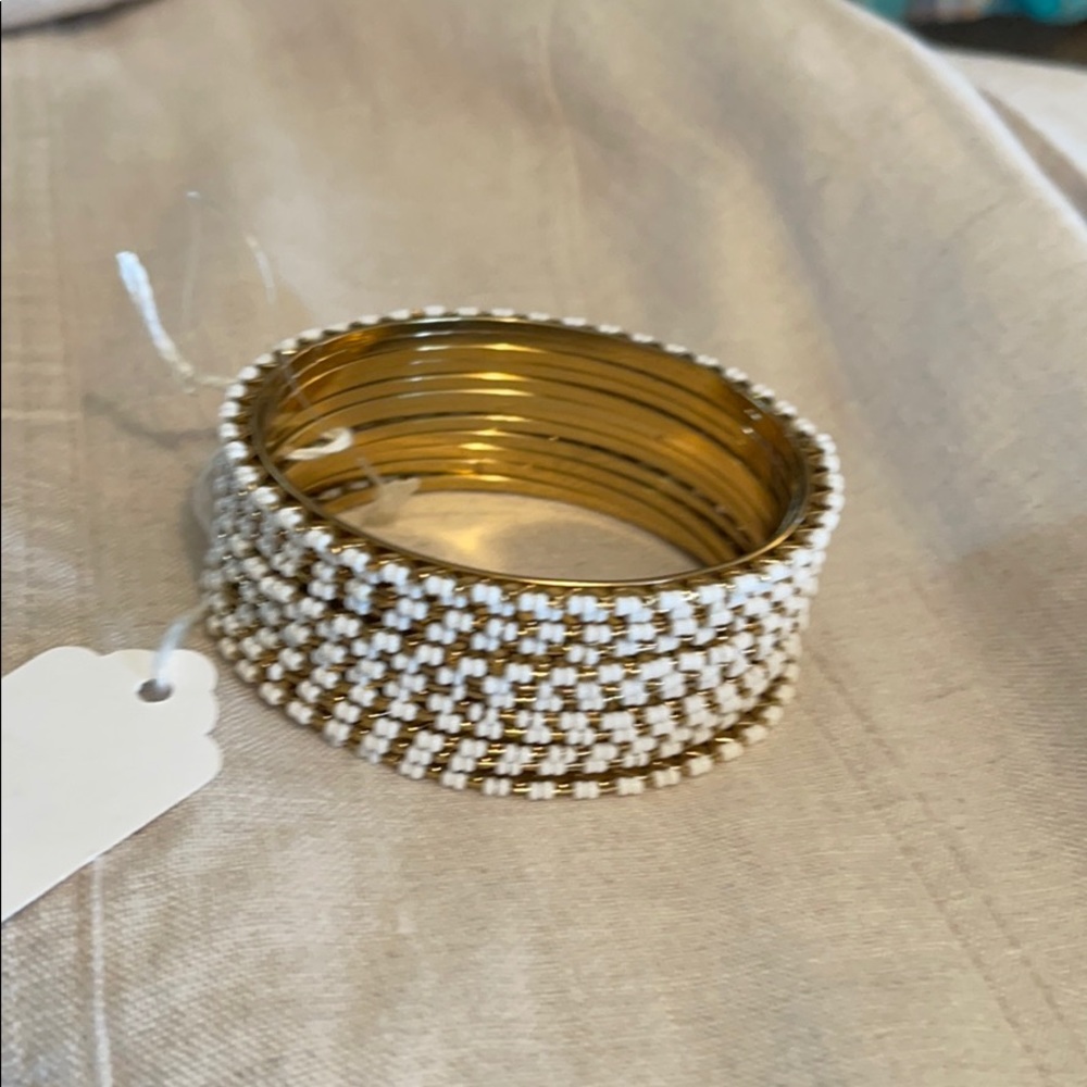 Bangle Gold & White Bracelet